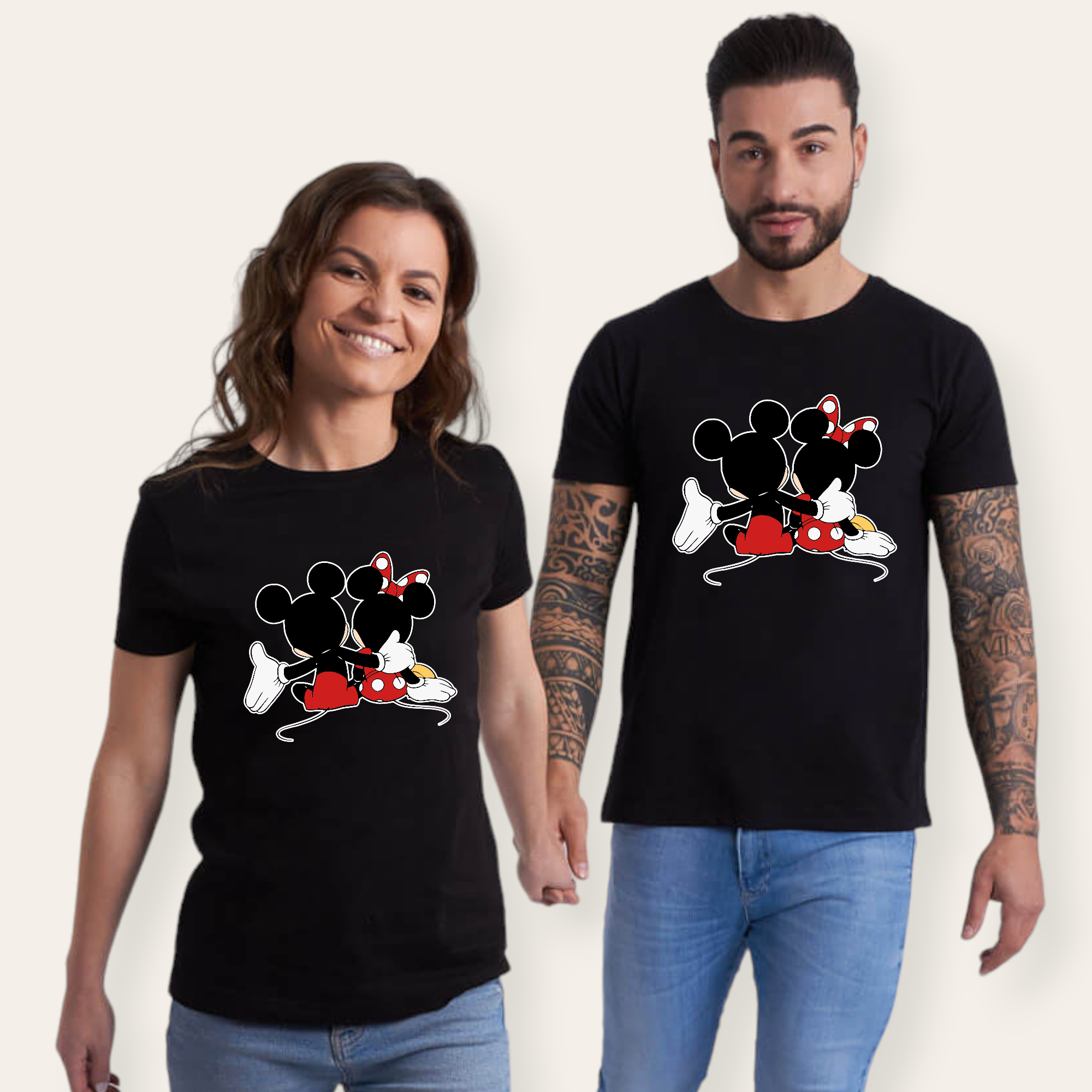Camiseta Mickey Minnie Sentaditos