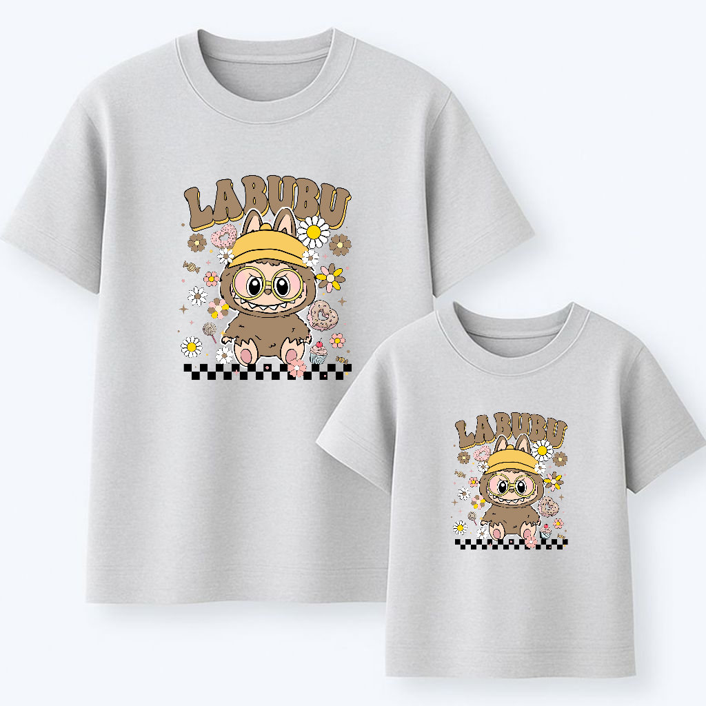 Camiseta Labubu flowers