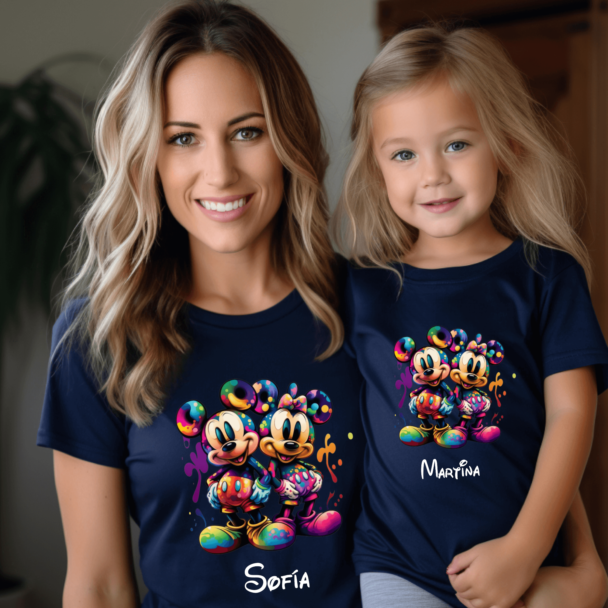 Camiseta Mickey-Minnie Graffiti Personalizada