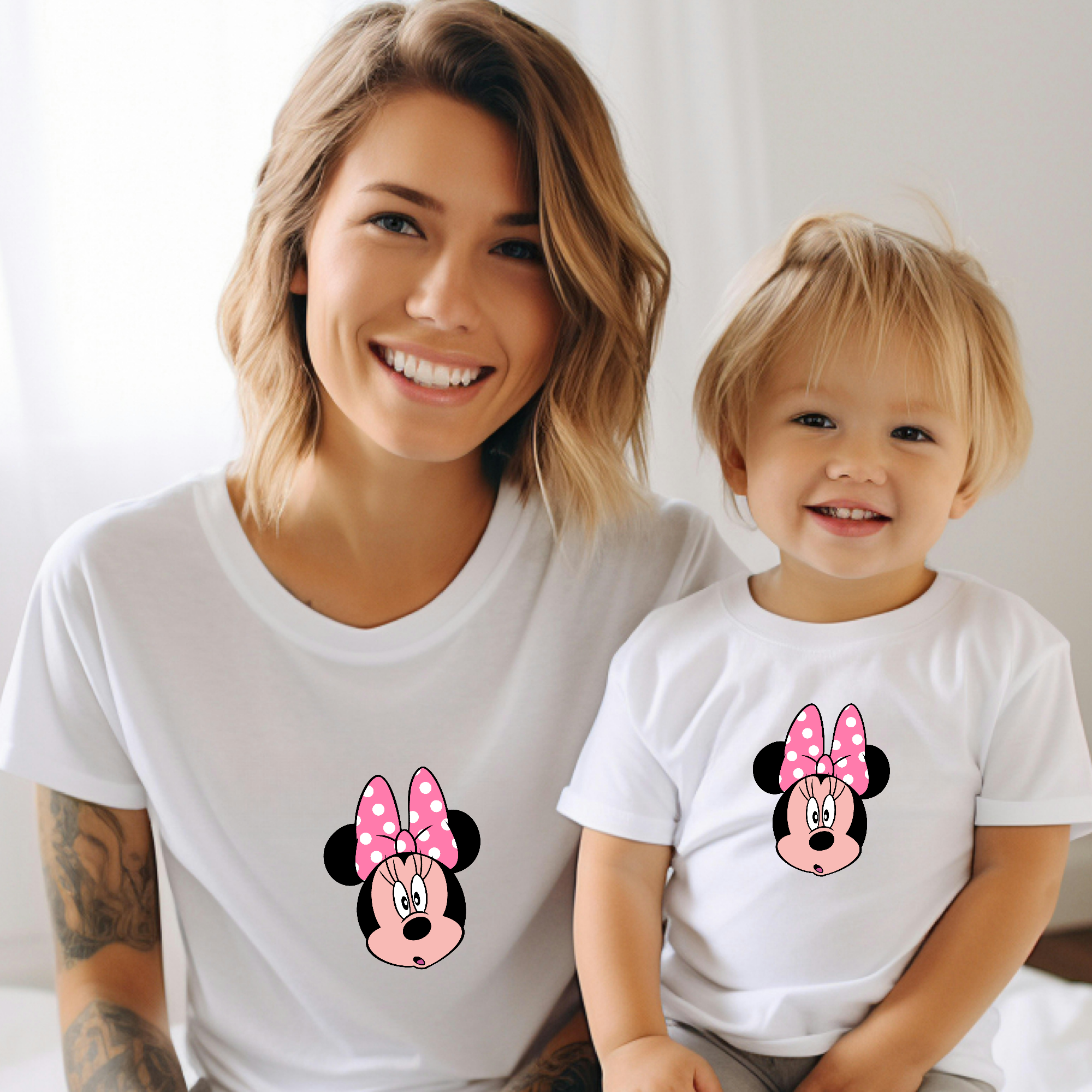 Camiseta Minnie Sorprendida Mini