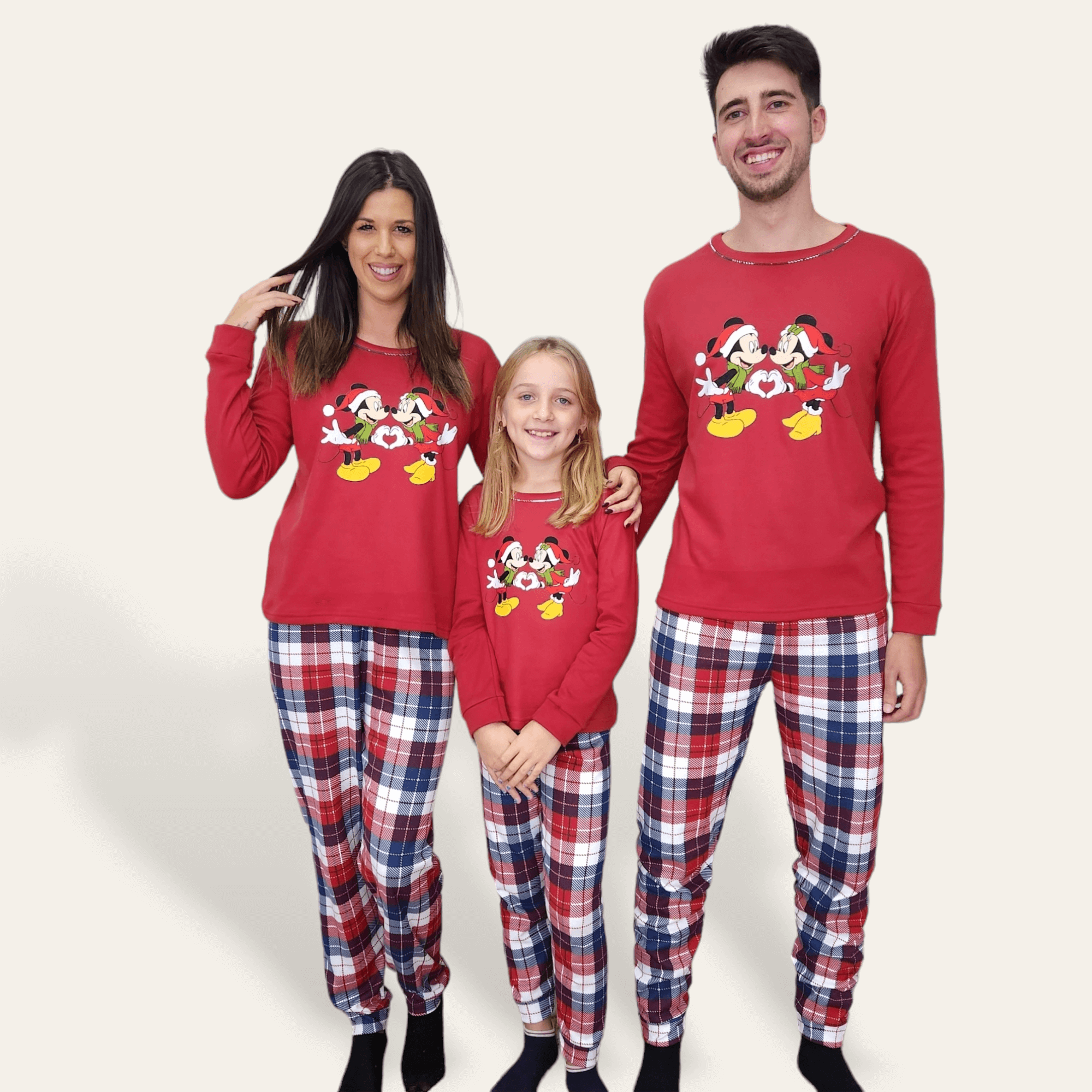 Pijama familiar M&M Christmas Love rojo