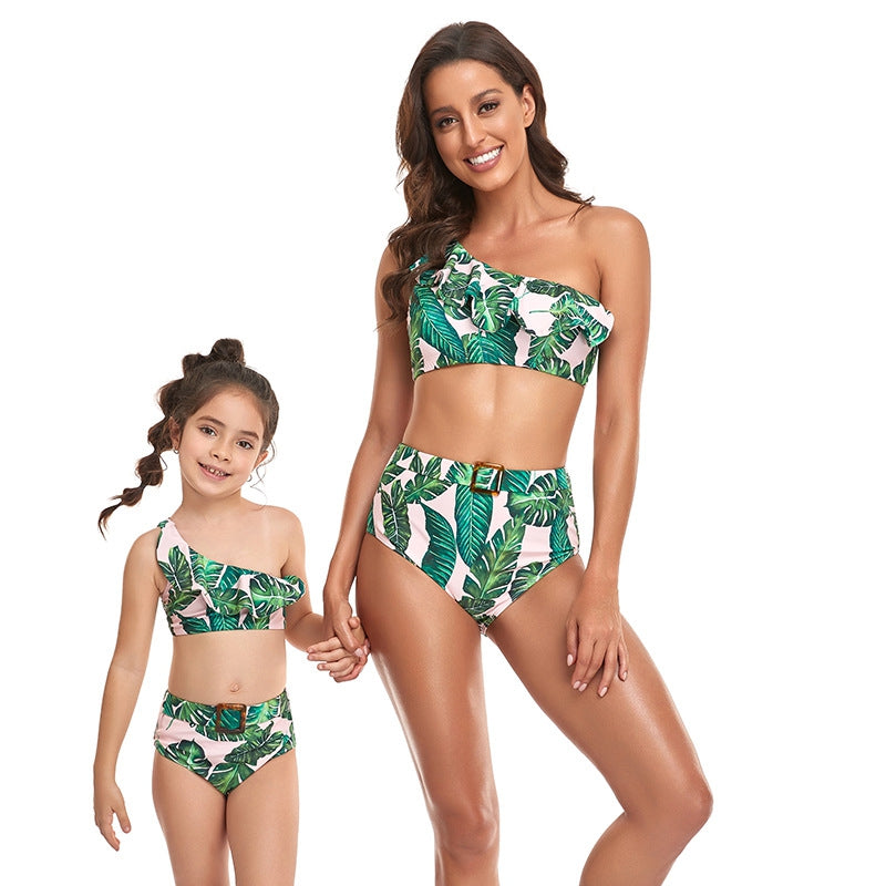 Bikini hojas verdes detalle cinturón